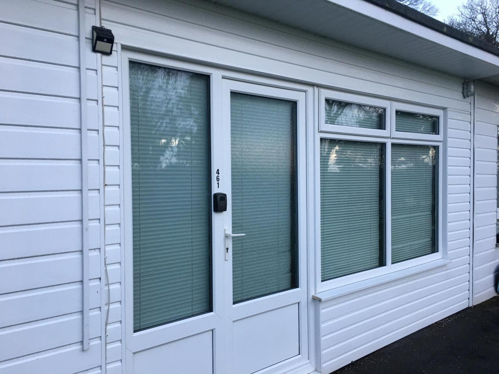 Woodland Views Central Heated Cabin Dartmouth Exteriör bild